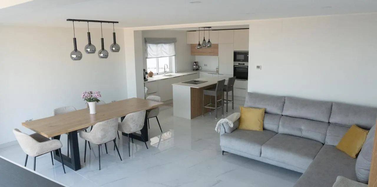 New Luxury Villa Tuulia With Private Pool And Parking Fuengirola